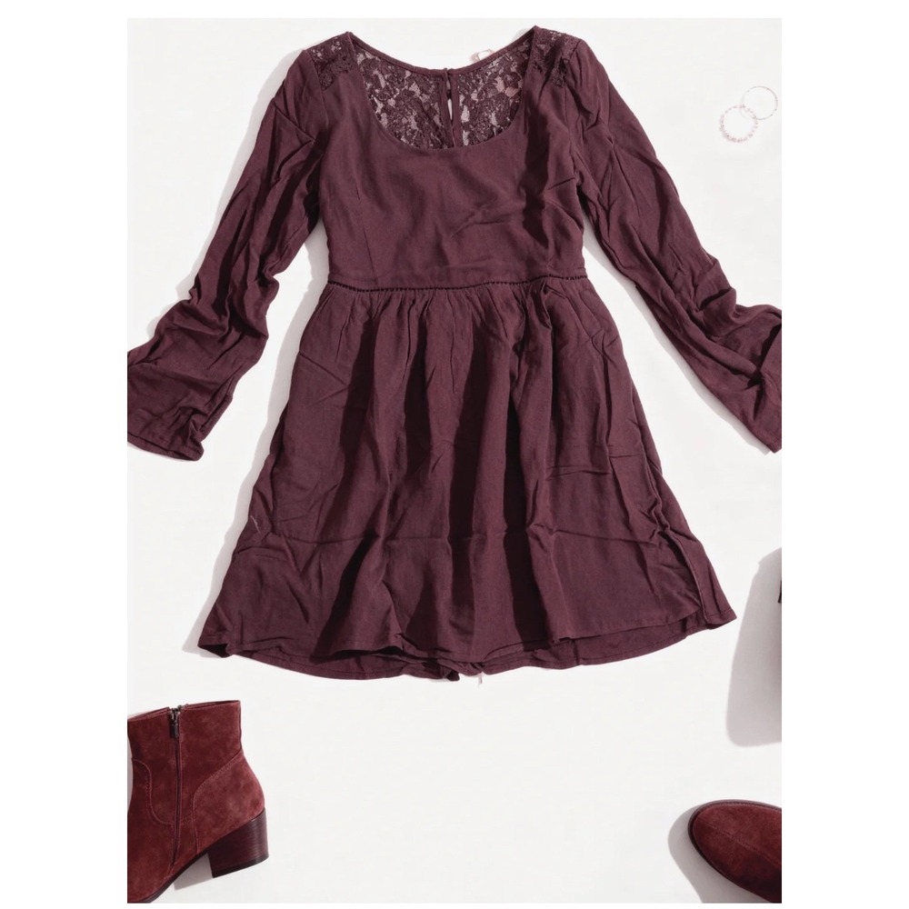 AND THE WHY Plum Lace Back Bell Sleeve Boho Mini‎ Dress M NWT Burgundy-Romantic